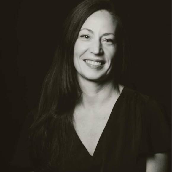 Meet your Posher, Kim - Picture 1 of 1